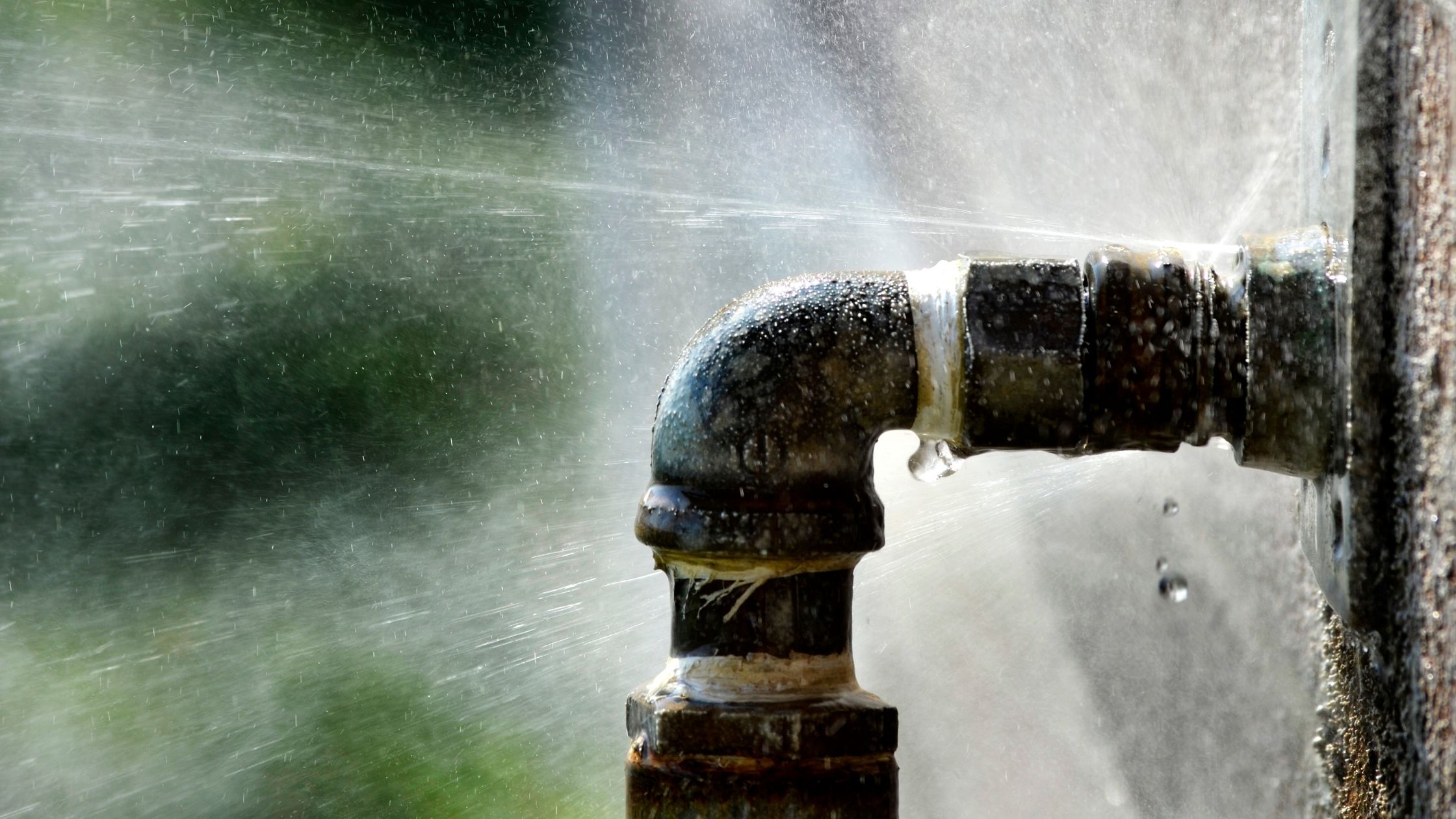 How To Fix Leaky Pipes In Your House